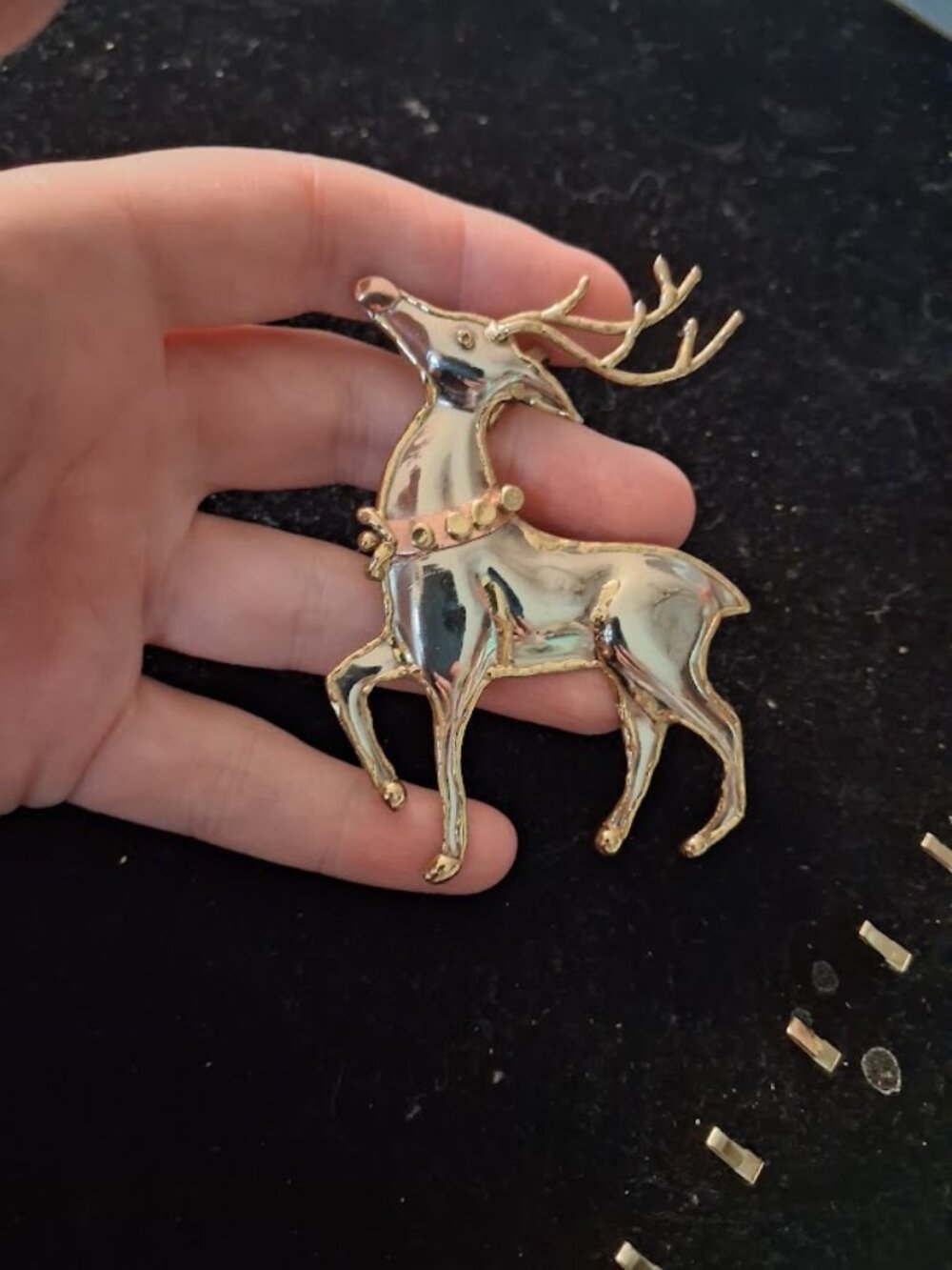 Two-toned Reindeer brooch/pendant